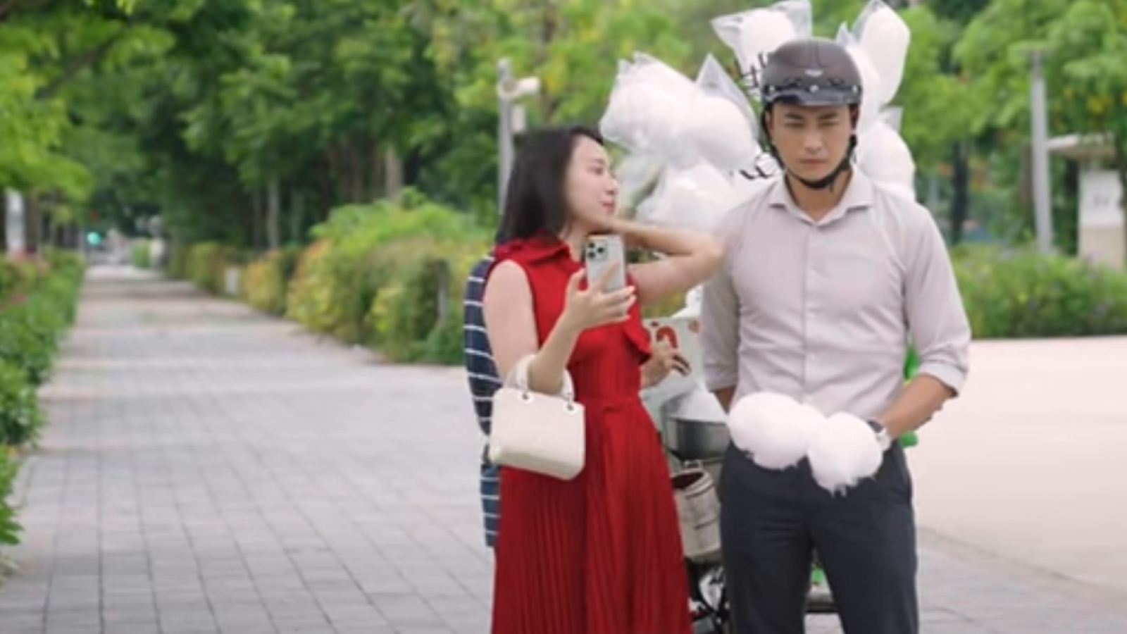 Sao Kim bắn tim Sao Hỏa tập 9: Quý phát hiện Nghiêm đi chơi cùng người yêu cũ