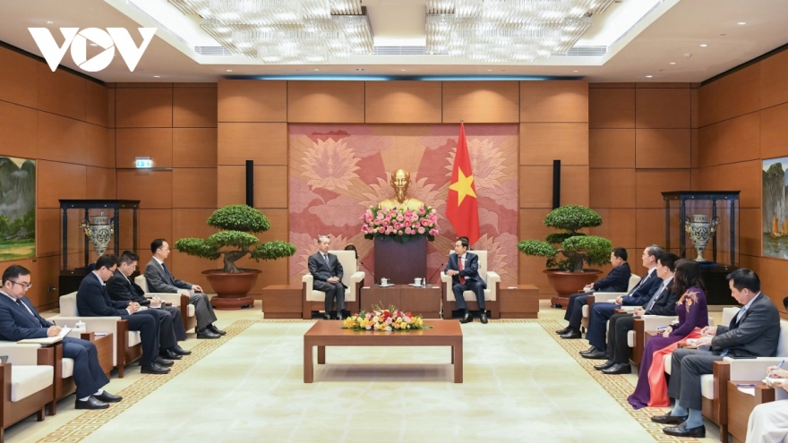 NA leader hosts outgoing Chinese ambassador