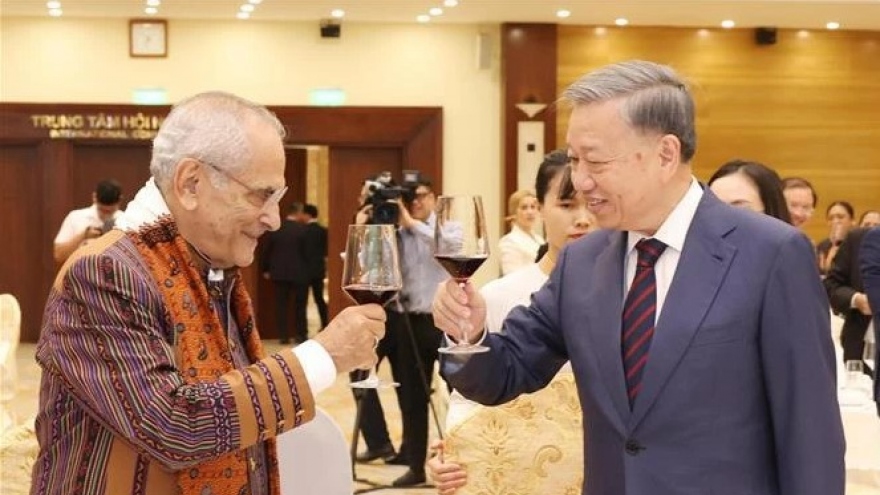 President To Lam hosts banquet in honour of Timor-Leste leader