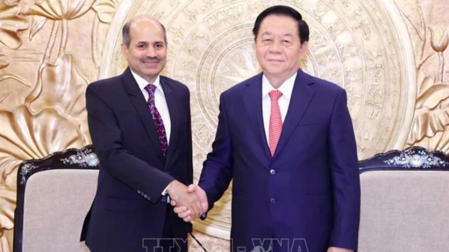 Party official receives Indian, Japanese ambassadors