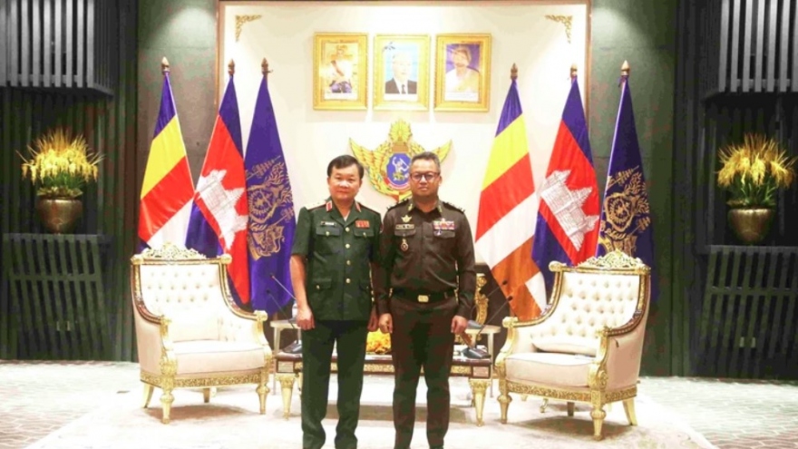 Vietnam, Cambodia fortify defence ties