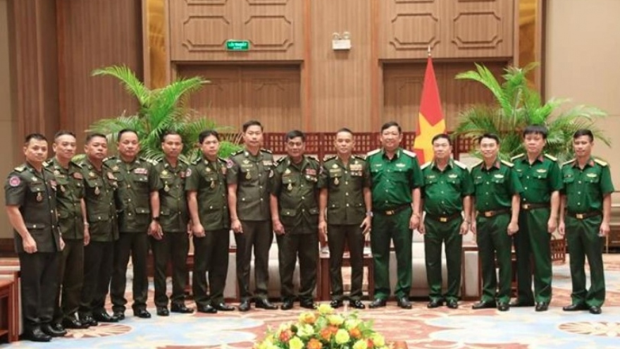 Vietnam, Cambodia promote cooperation in military-defence strategy research