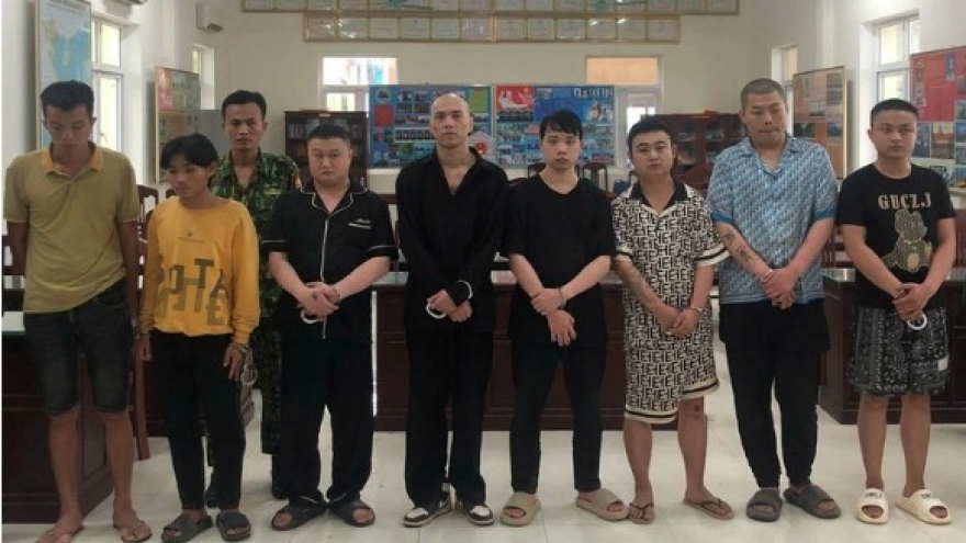 Quang Tri border guards detect foreigners with illegal entry