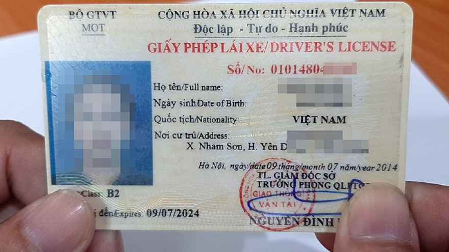 Dự kiến người lái xe ô tô phải kiểm tra lý thuyết và mô phỏng để phục hồi điểm trừ vi phạm