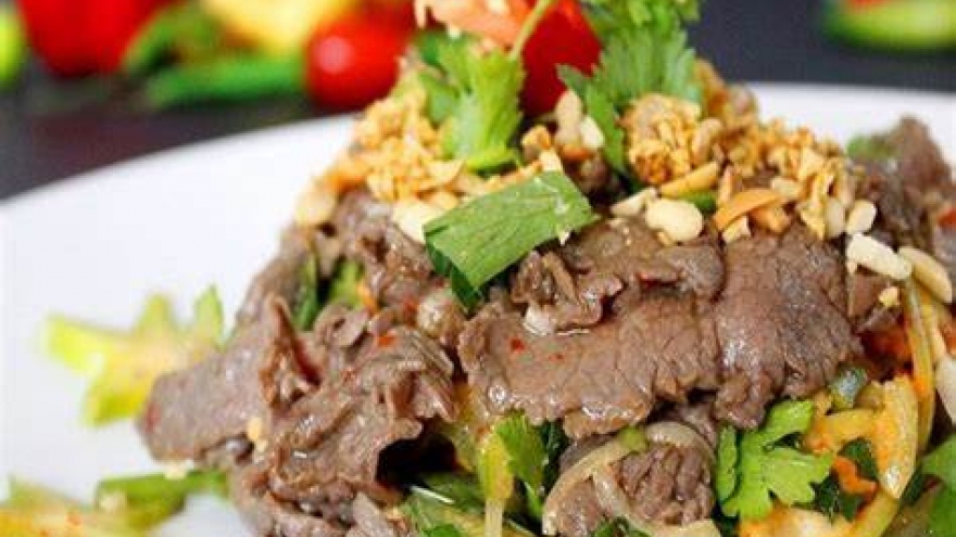 Three Vietnamese dishes among top 86 best salads in Asia