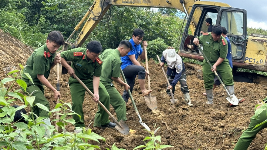 Bộ Công an khởi công xây dựng nhà cho đồng bào bị ảnh hưởng bởi thiên tai