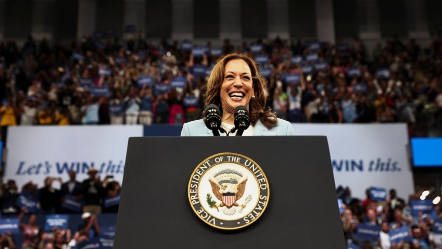 Bà Kamala Harris giành đủ phiếu cần thiết để trở thành ứng cử viên tổng thống