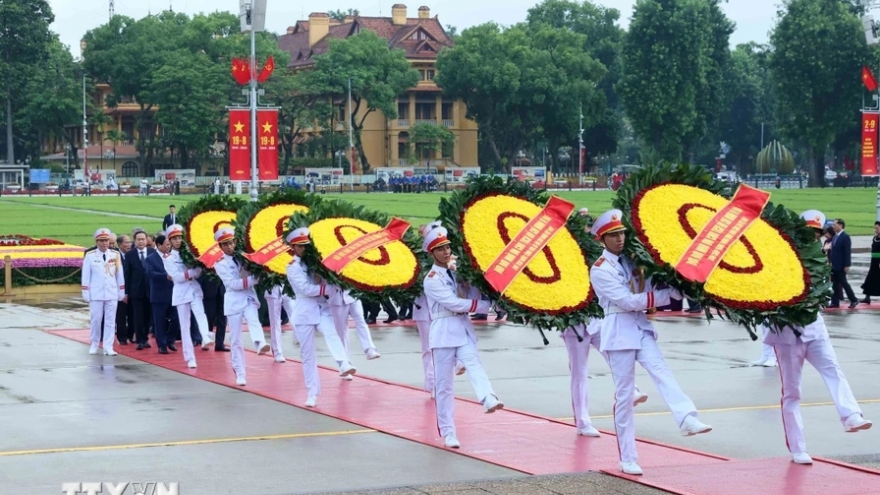 Lãnh đạo Đảng, Nhà nước vào Lăng viếng Chủ tịch Hồ Chí Minh nhân dịp Quốc khánh