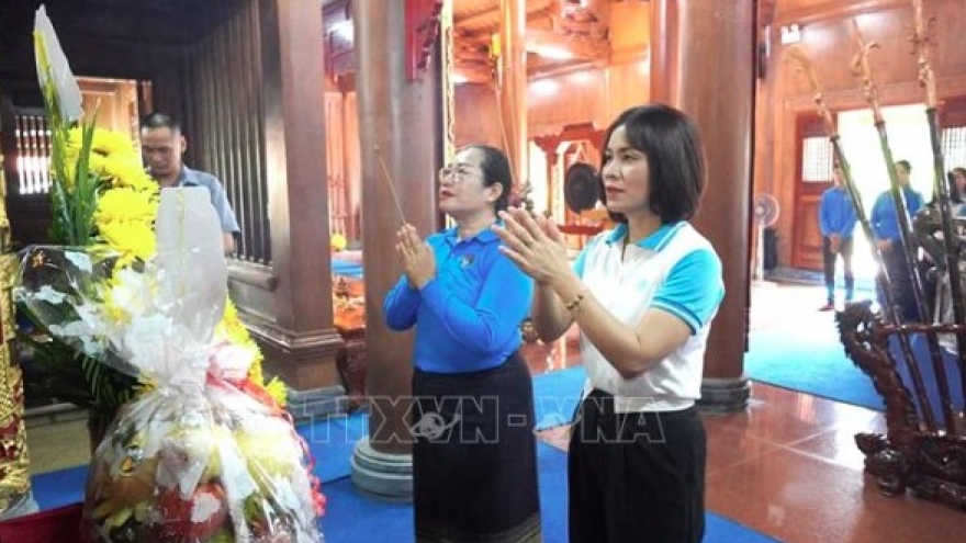 Women’s unions of Quang Binh, Laos' Khammouane foster ties