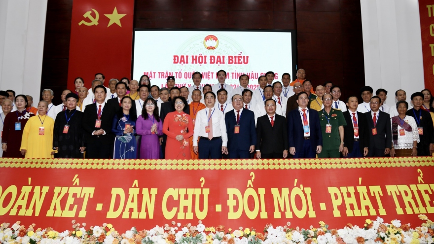 Ông Trần Văn Chính tái cử Chủ tịch Ủy ban MTTQ Việt Nam tỉnh Hậu Giang