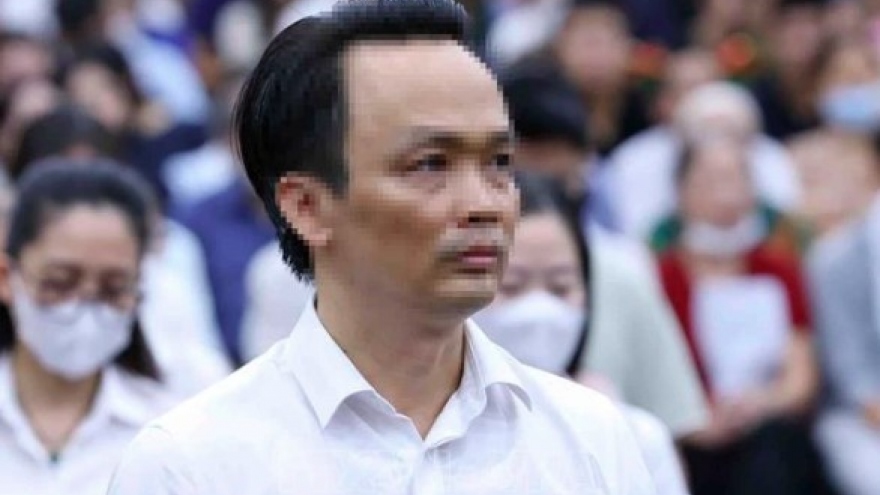 Former FLC Chairman Trinh Van Quyet sentenced to 21 years in prison