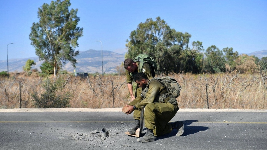 Chiến sự Trung Đông: giao tranh tiếp diễn xuyên biên giới Israel-Lebanon