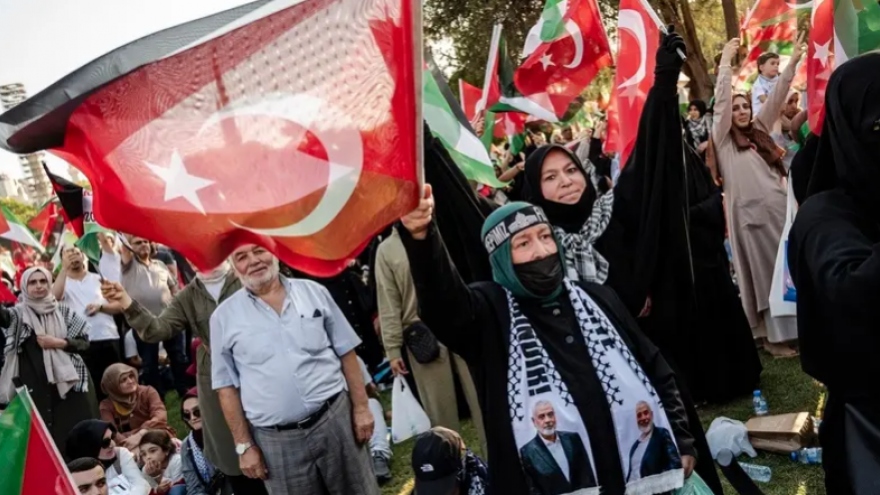 Biểu tình lên án vụ ám sát thủ lĩnh Hamas ở Thổ Nhĩ Kỳ