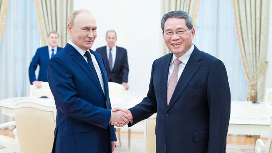 Thủ tướng Trung Quốc gặp ông Putin bàn về hợp tác trong các lĩnh vực mới nổi