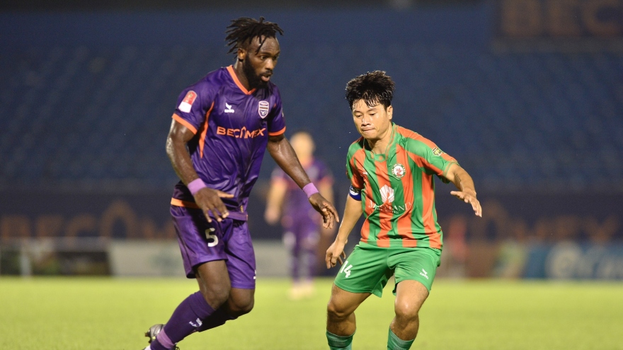 Chuyển nhượng V-League: CLB Bình Định bất ngờ chia tay trụ cột