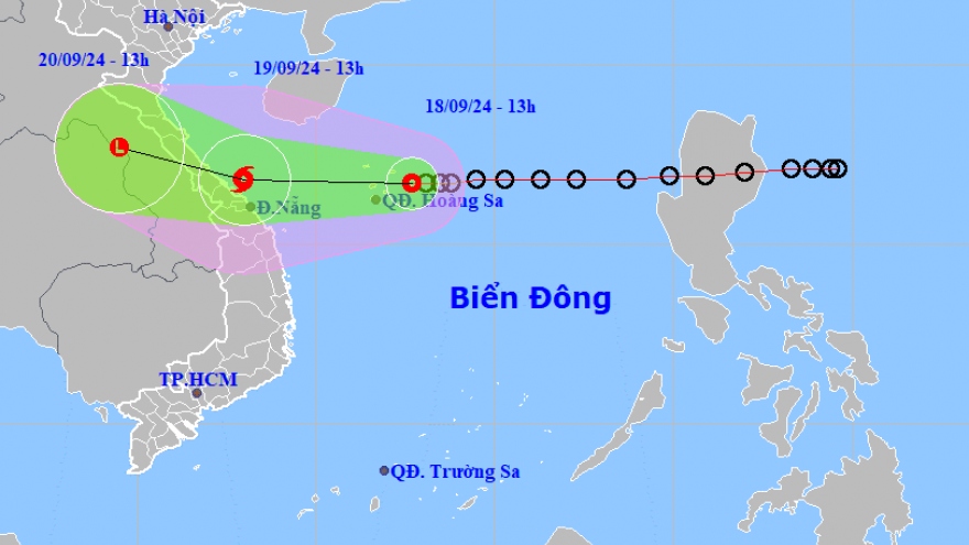 Áp thấp nhiệt đới đang hướng vào miền Trung, Bắc và Trung Trung Bộ có mưa rất to