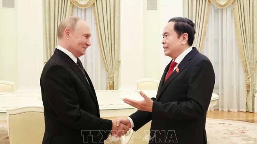 Top Vietnamese legislator meets President Putin in Moscow