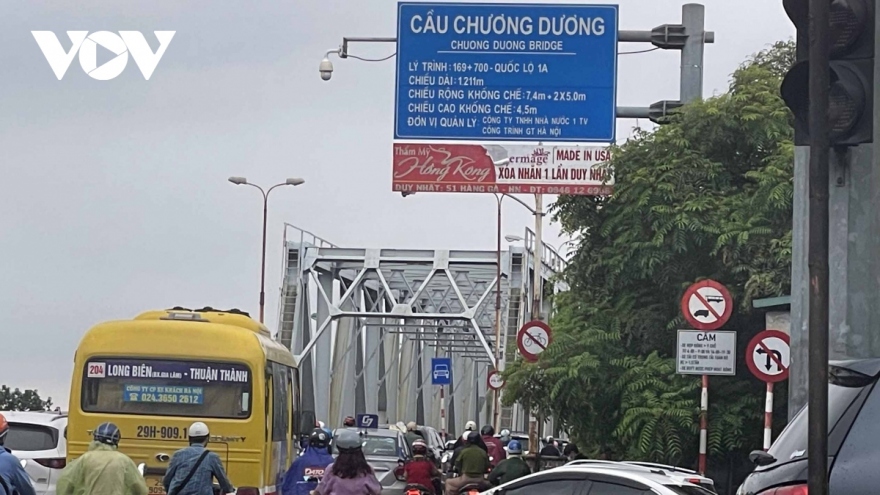 Từ vụ sâp cầu Phong Châu: Mức an toàn của cầu Chương Dương thế nào?