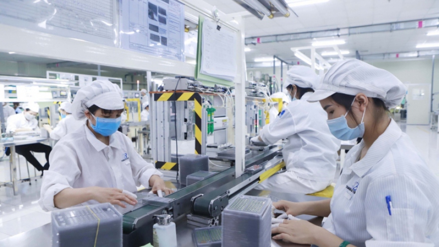 Vietnam remains bright spot in foreign investment attraction in ASEAN