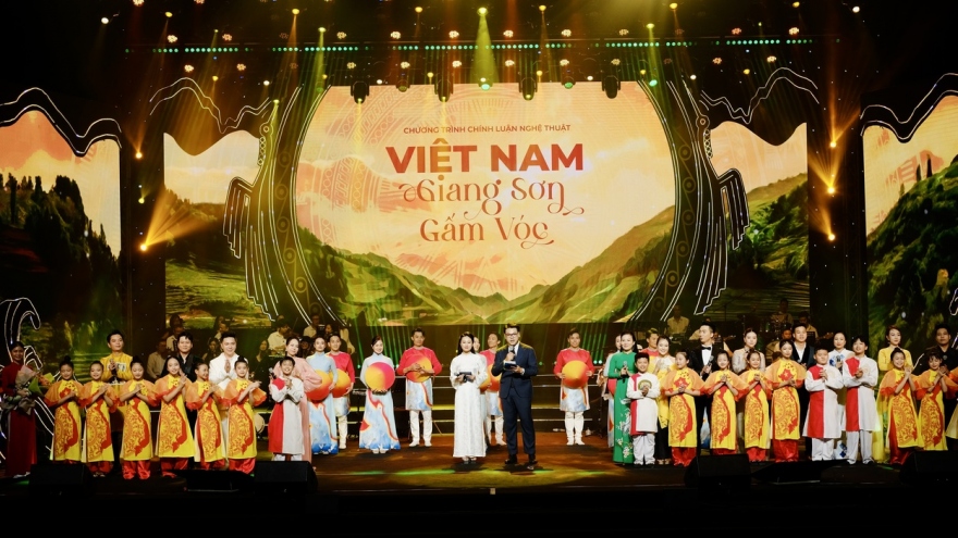 "Việt Nam giang sơn gấm vóc” - Giấc mơ yêu thương của con cháu Lạc Hồng