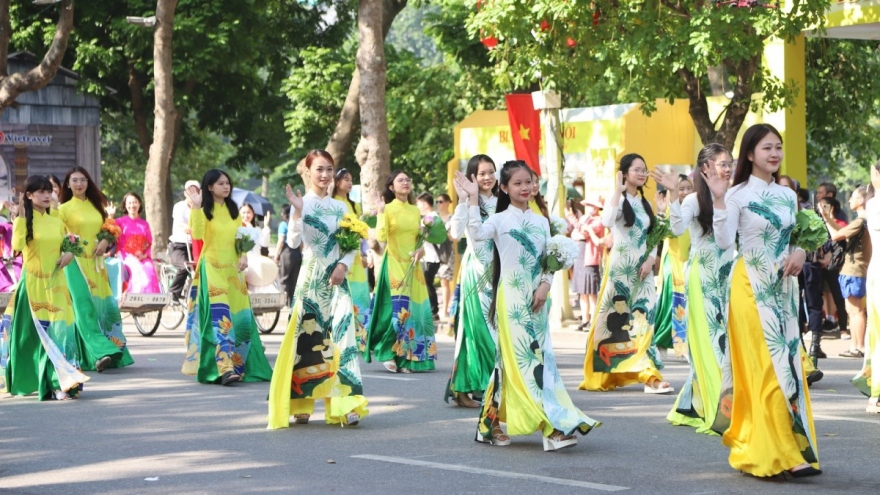 Hanoi autumn festival 2024 postponed