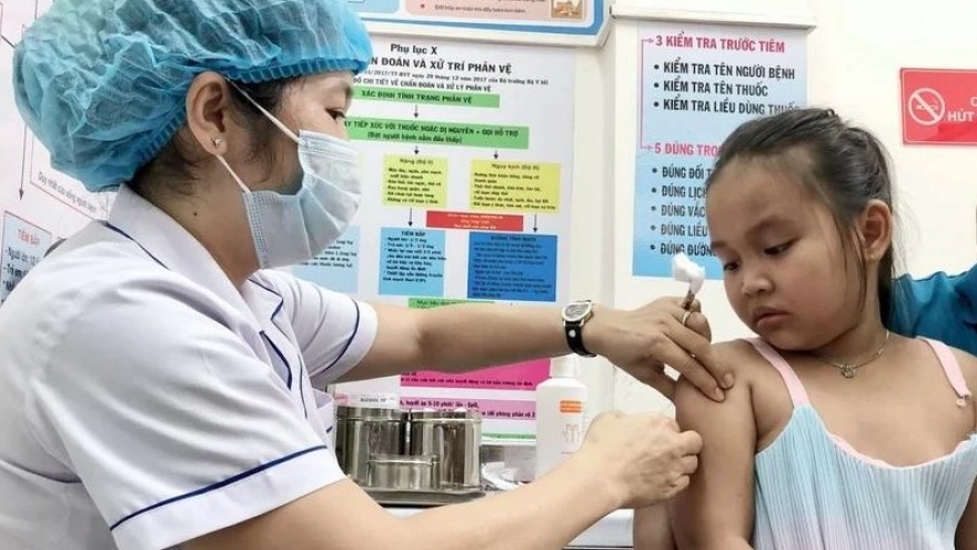 Nearly 17,000 HCM City children get measles vaccination