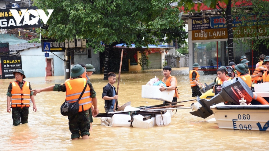 Sau mưa lũ, người dân cần làm gì để có nước sạch sử dụng?