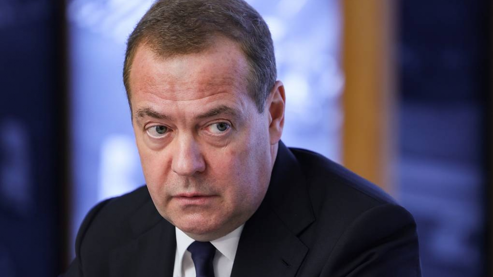 Toàn cảnh quốc tế sáng 9/5: Ông Medvedev cảnh báo kịch bản tồi tệ với châu Âu