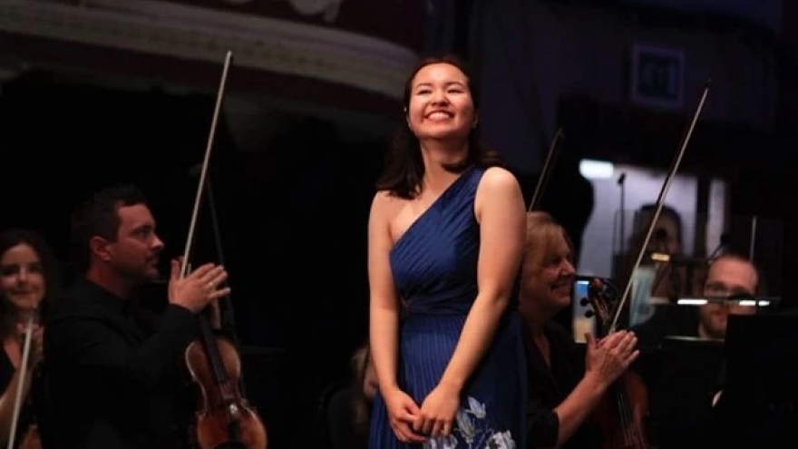 Vietnamese contestant wins third prize in Leeds Int’l Piano Competition