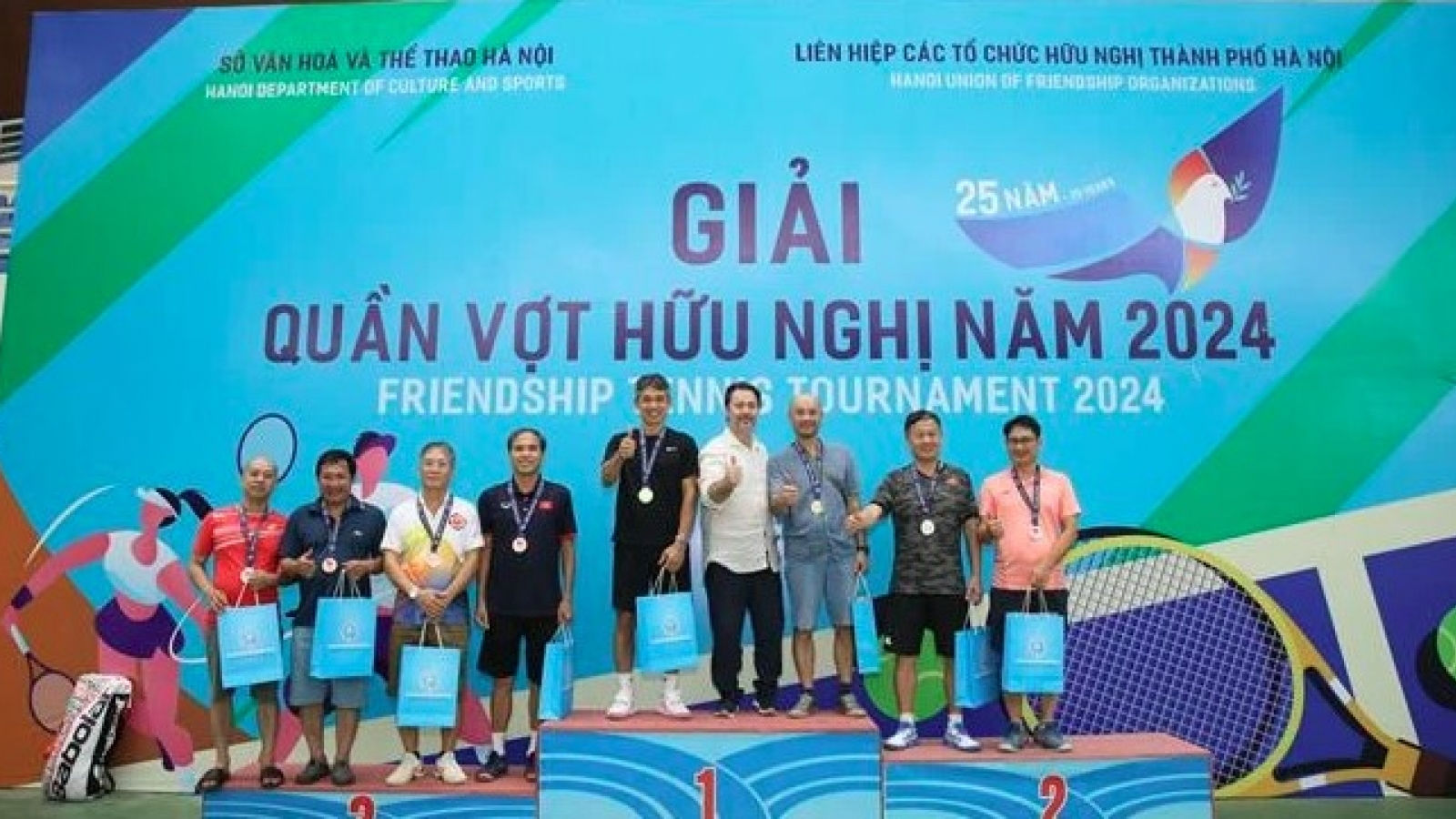 Hanoi friendship sports tournament helps promote international solidarity