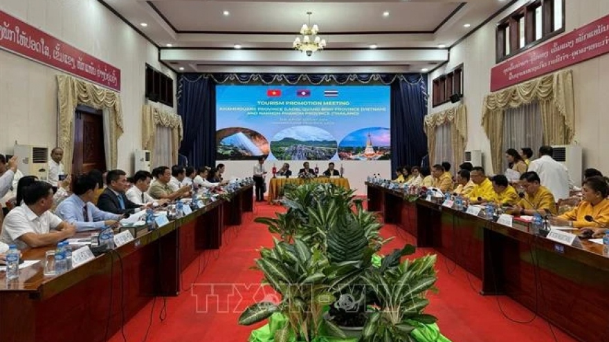 Vietnamese, Lao, Thai provinces strengthen tourism connectivity