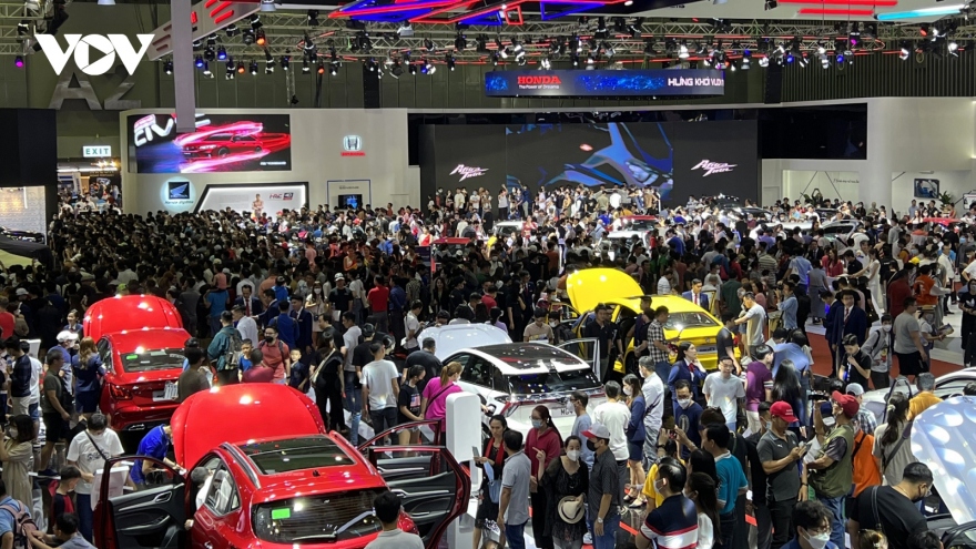 Ban tổ chức nói lý do hoãn Triển lãm ô tô - xe máy Việt Nam 2025
