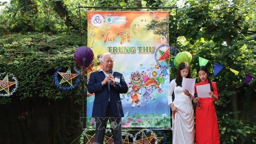 Vietnamese in Brussels celebrate Mid-Autumn Festival