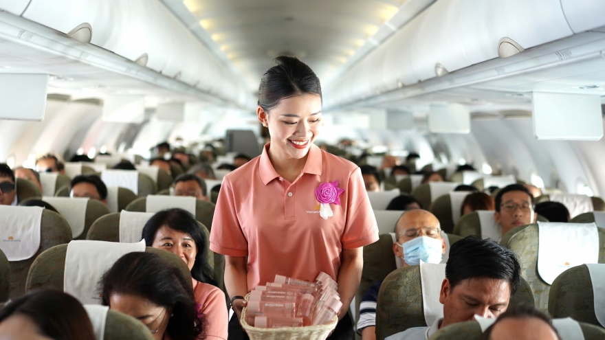 “Chuyến bay màu hồng” của Vietnam Airlines chung tay vì bình đẳng giới