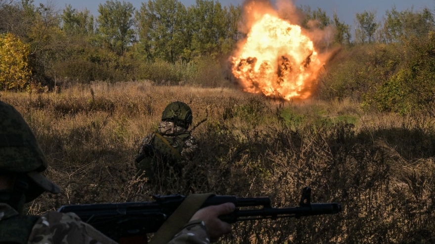 Nga phóng “hỏa thần” Iskander phá điểm tập kết binh sỹ Ukraine