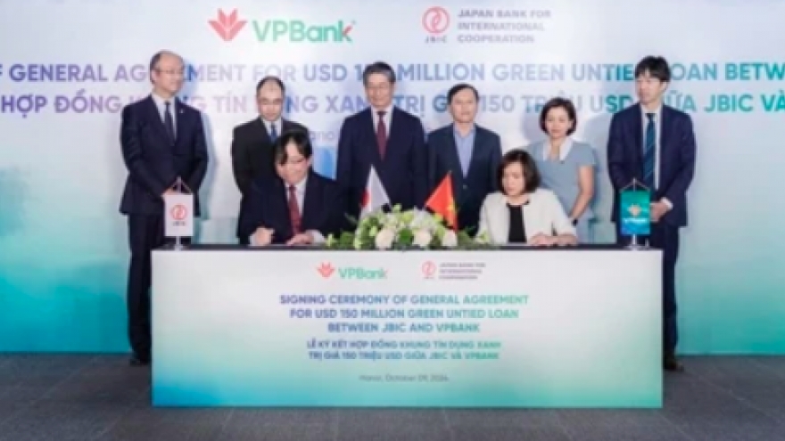 VPBank signs US$150 million loan agreement to fund clean energy projects