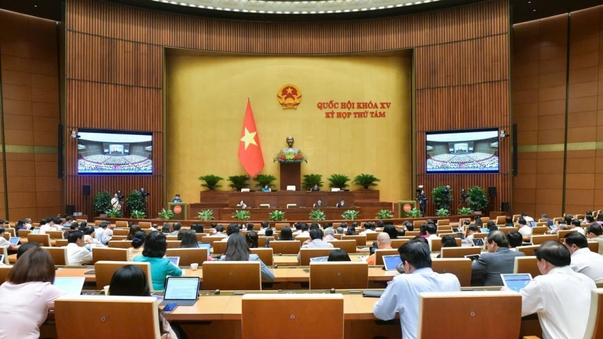 Foreign workers eligible to join trade unions in Vietnam