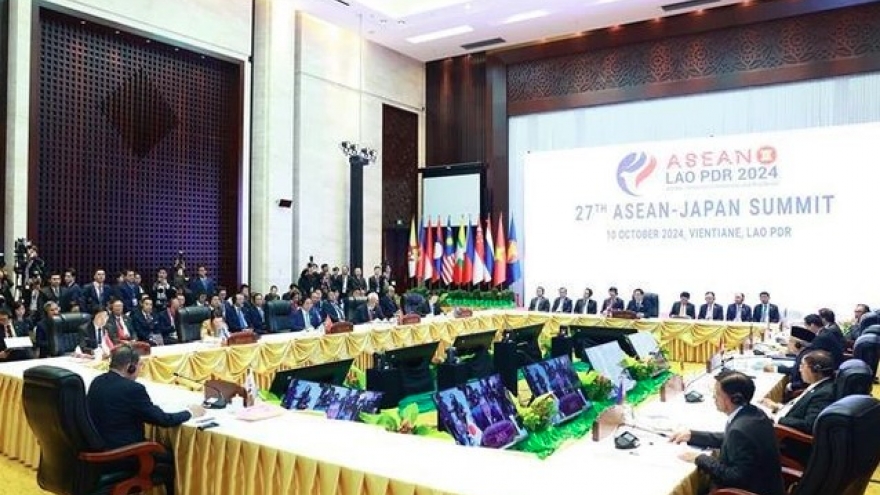 PM attends ASEAN’s summits with Japan, Plus Three countries, Australia