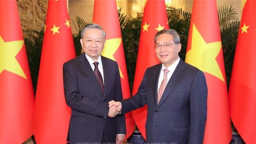 Premier Li Qiang's visit reflects positive contact between senior leaders of Vietnam and China