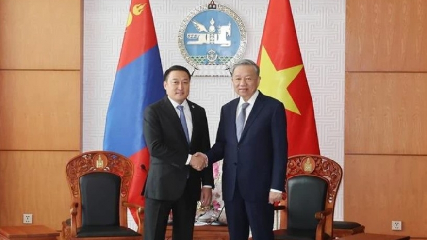 Vietnam wants enhanced all-round ties with Mongolia: Top leader