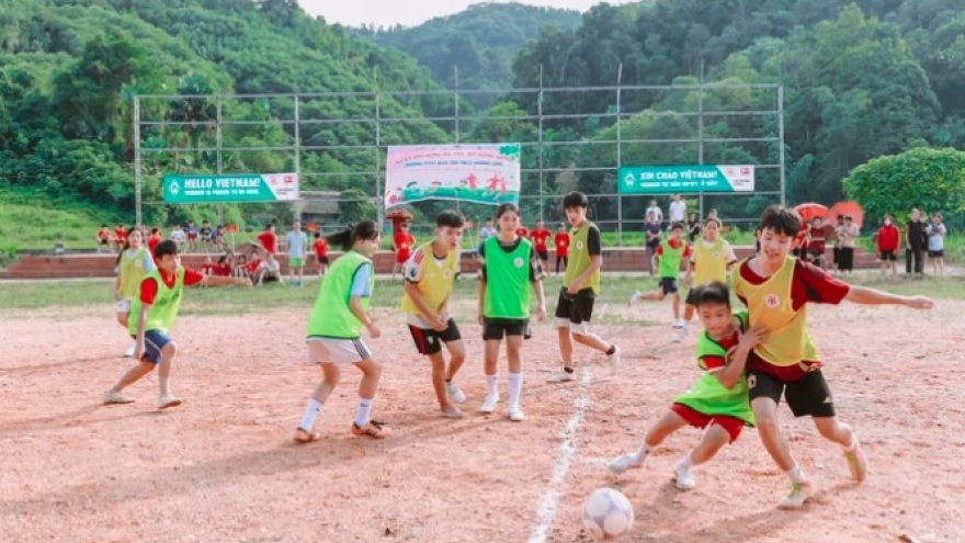 Vietnam community football project gets AFC Awards