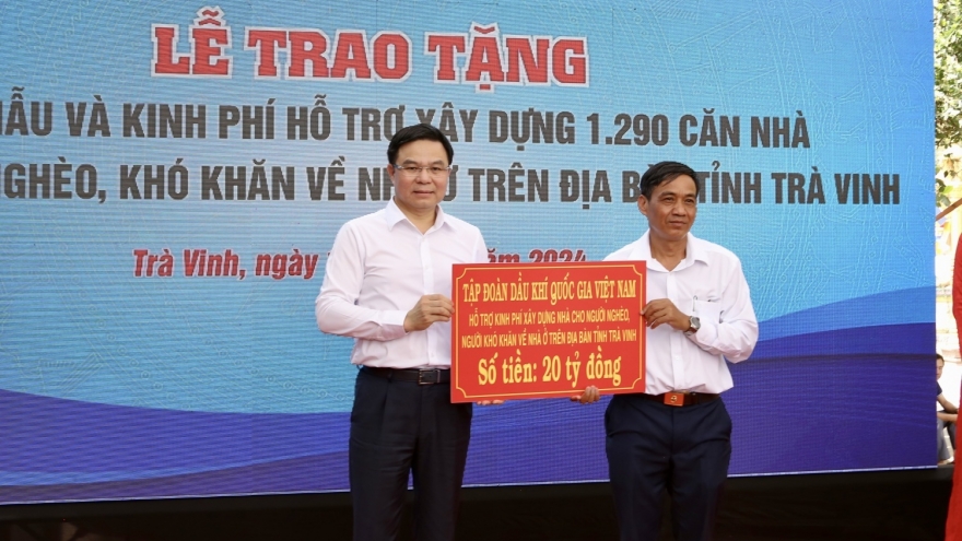 Nghĩa tình người dầu khí – chung tay xóa nhà tạm, nhà dột nát cho người nghèo