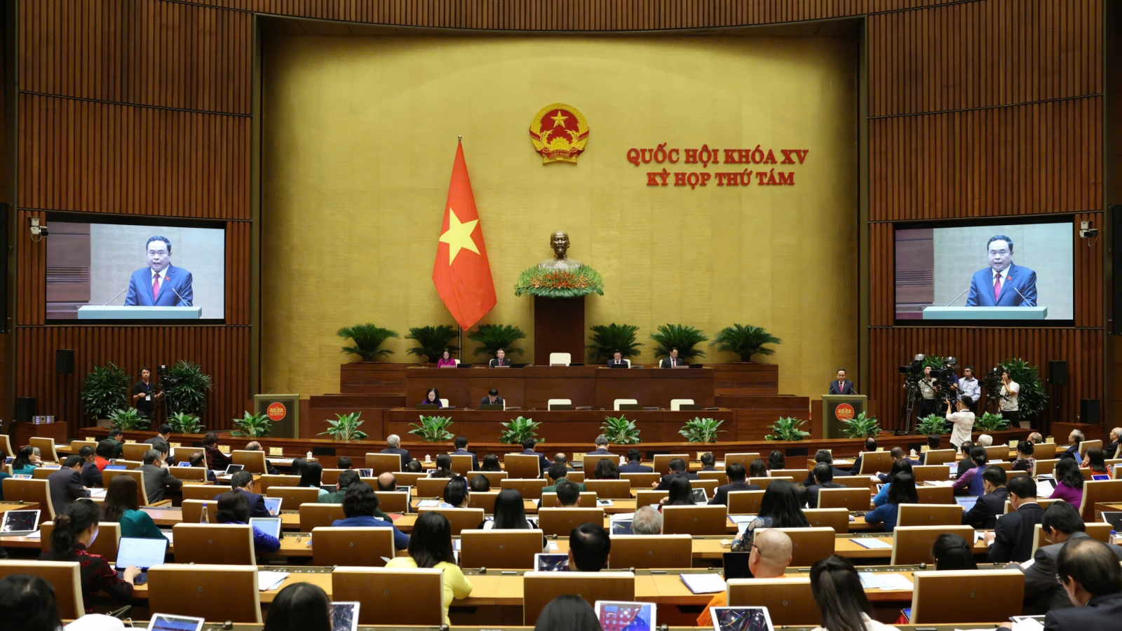 Khai mạc Kỳ họp thứ 8 Quốc hội khóa XV