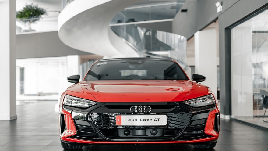 Audi e-tron GT và RS e-tron GT bị triệu hồi tại Việt Nam vì lỗi pin cao áp