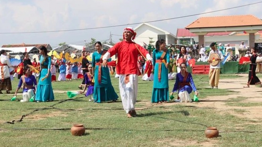 Cham Brahman people in Ninh Thuan celebrate Kate Festival