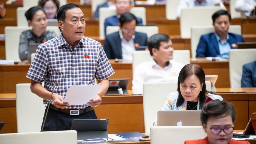 “Thị trường bất động sản hư hư ảo ảo, khó mà định giá”