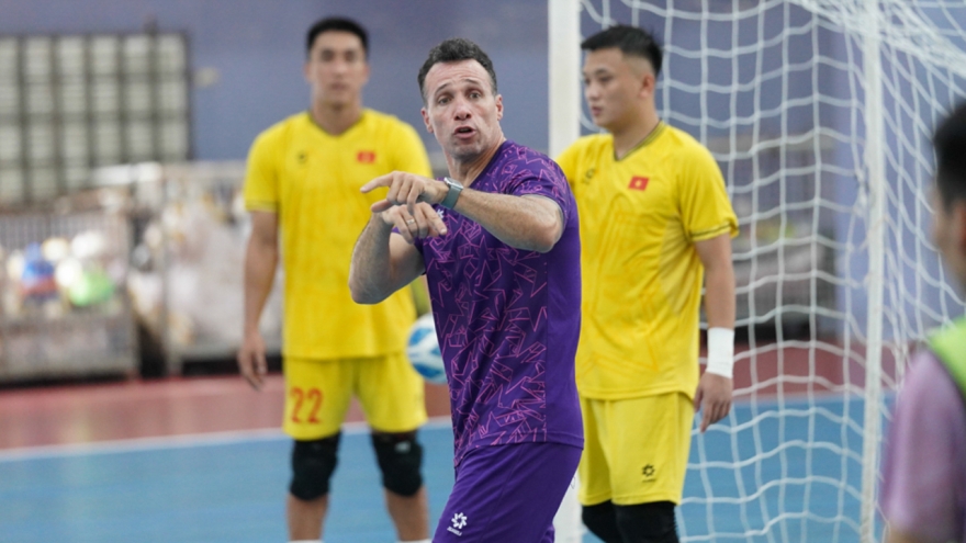 ĐT futsal Việt Nam khắc phục điểm yếu trước ngày chạm trán Thái Lan