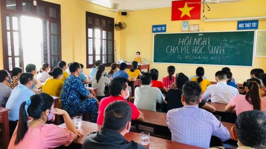 Ban đại diện phụ huynh: Nếu minh bạch, sao phải “ồn ào”