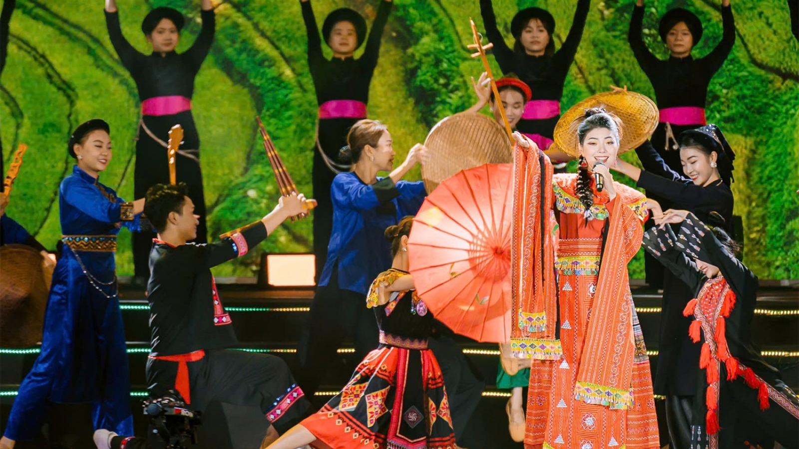 Gemma Nguyễn tỏa sáng khi đưa opera vào dân ca đương đại Việt Nam