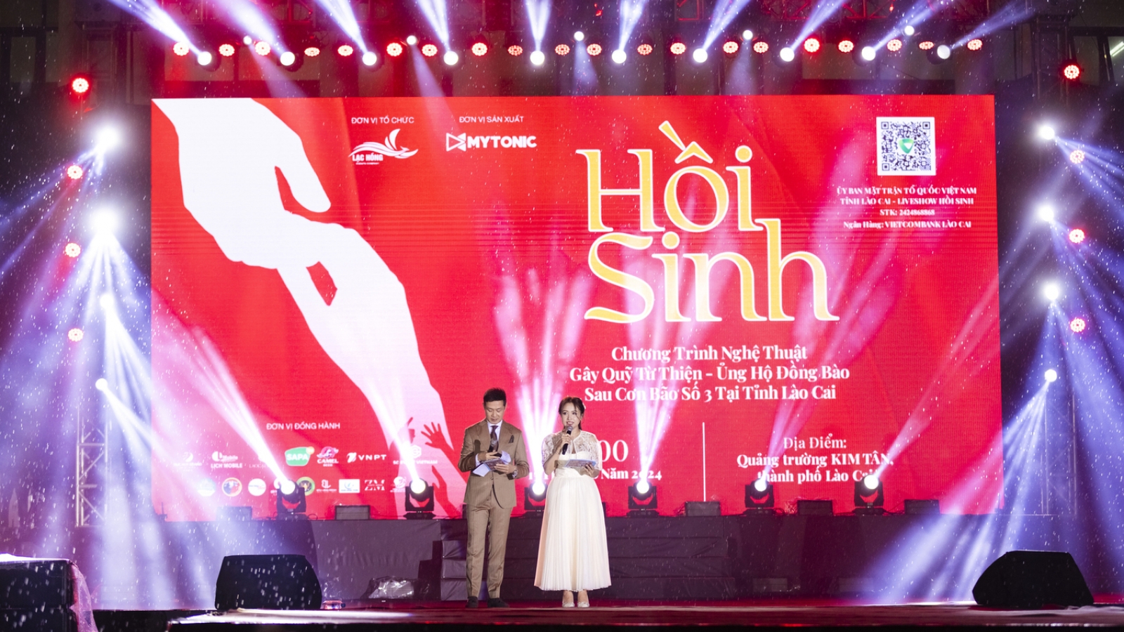 Liveshow "Hồi sinh" quyên góp được gần 2,4 tỷ đồng cho Lào Cai